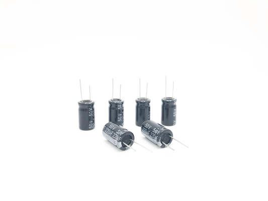 SMR 220UF 50V रेडियल एल्युमिनियम इलेक्ट्रोलाइटिक कैपेसिटर 10X17MM