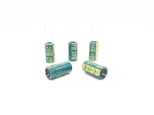 उच्च आवृत्ति कम ESR इलेक्ट्रोलाइटिक कैपेसिटर 47UF200V 13x25MM