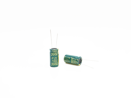 उच्च आवृत्ति कम ESR इलेक्ट्रोलाइटिक कैपेसिटर 47UF200V 13x25MM