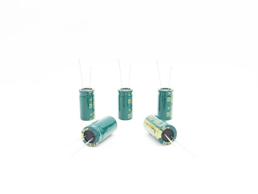 13X25mm एलईडी लाइट कैपेसिटर उच्च आवृत्ति 1000 यूएफ 50 वोल्ट कैपेसिटर