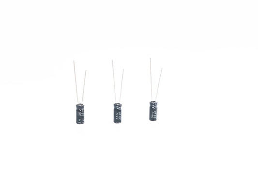 33UF35V लघु संधारित्र 5x11mm रेडियल लीड प्रकार 2000 घंटे