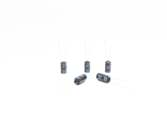 एल्यूमिनियम इलेक्ट्रोलाइटिक कैपेसिटर 100UF63V 8X14mm