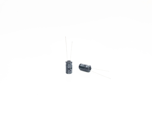 एल्यूमिनियम इलेक्ट्रोलाइटिक कैपेसिटर 100UF63V 8X14mm