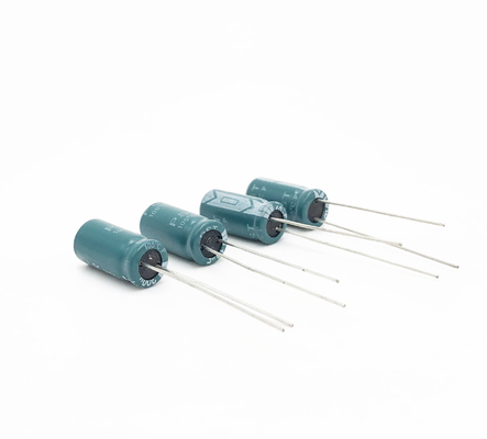 ISO9001 8X16MM रेडियल एल्युमिनियम इलेक्ट्रोलाइटिक कैपेसिटर 10UF200V