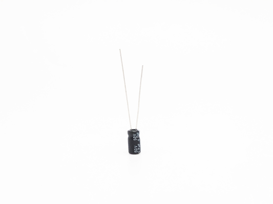 2000 घंटे लोड लाइफ रेडियल लीड टाइप कैपेसिटर 4.7UF 50V 5x11mm