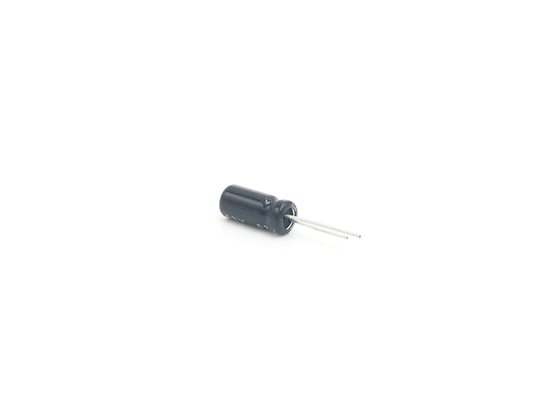 5x11mm 1UF 63V रेडियल इलेक्ट्रोलाइटिक कैपेसिटर उच्च तापमान सर्किट