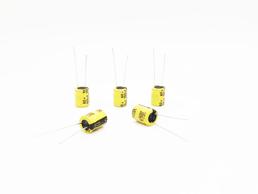 रेडियल लीड इलेक्ट्रोलाइटिक एलईडी लाइट कैपेसिटर 100UF80V 10x13mm