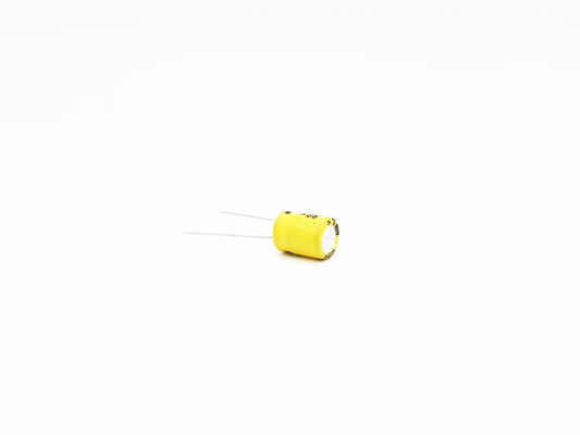 रेडियल लीड इलेक्ट्रोलाइटिक एलईडी लाइट कैपेसिटर 100UF80V 10x13mm
