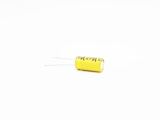 उच्च तापमान सर्किट एलईडी लाइट कैपेसिटर 5.6UF 400V 10x20mm