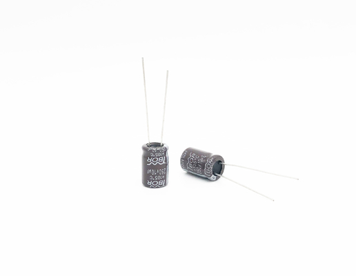 एनर्जी सेव लैंप के लिए वाइड टेम्परेचर 22X35MM 10uf 250v कैपेसिटर
