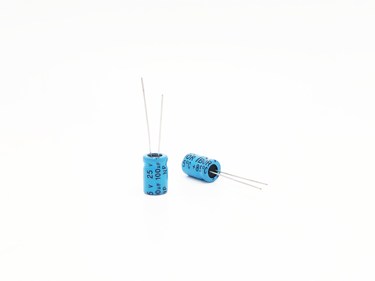 220uF25V कार एम्प कैपेसिटर 8x12mm पोलारिटी रिवर्सल सर्किट के लिए